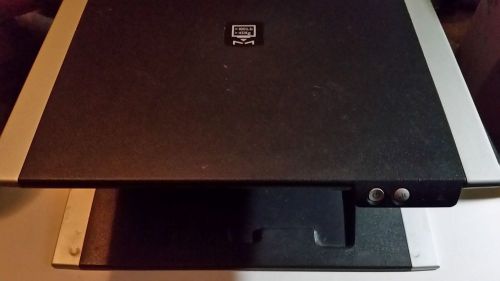DELL CN-0UC795-42940 DOCKING STAND