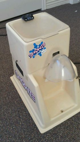 Snowie 1000 Shave Ice Machine Shaved Sno Cone Snow W/Foot Control