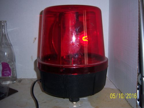 Wang Model D-500 120V Red Strobe Warning Oscillating Light