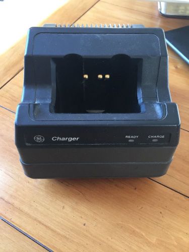 ERICSSON GE UNIVERSAL RAPID DESK CHARGER Model 344A3072PI Rev A No Power Cord