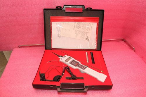 Ion Science Gas-Check Leak Detector model 8000