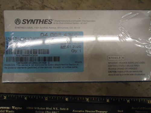UX49 Synthes 04.005.430S Ti Locking Screw W/T25 40mm