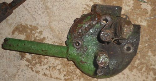 Vintage  2 1/4 hp  UNITED Hit &amp; Miss Old Gas Engine valves and springs