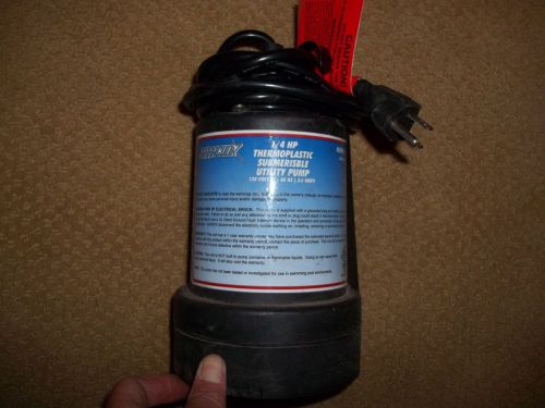 Used - barracuda model #91250 1/4hp submersible pump for sale