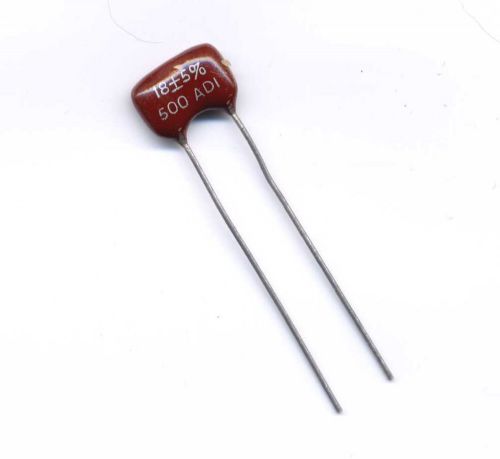 18 pf 500 Volts 5%  Dipped Mica  Radial leads - 4 pcs