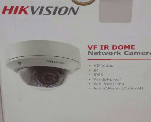 Hikvision DS-2CD2732F-I Security Camera and PC135 Mounting Bracket
