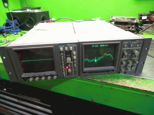 Tektronix 1705 Spectrum Monitor w/Tektronix 1740 Waveform Vector Monitor