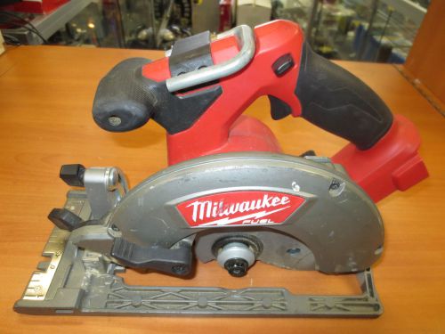 Milwaukee Fuel 18V M18 6-1/2&#034; Brushless Circular Saw &amp; Blade 2730-20 (Bare Tool)