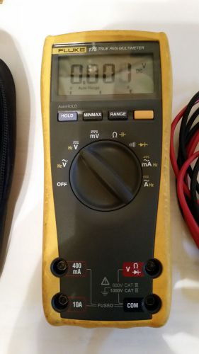 Fluke 175 TRMS Digital Multimeter with Test Leads and Case.