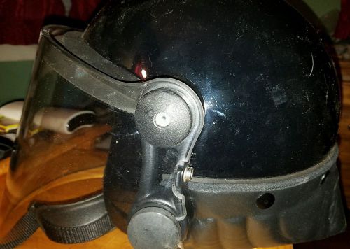 Police Riot Helmet w/ bag and  sz XXL(free shipping)