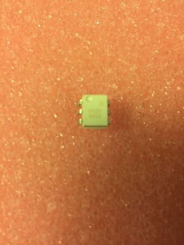 NEW 10 pieces Motorola 4N27 DIP-6 Optoisolators Transistor Output