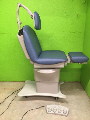 Brewer Assist 7000 Power Exam Chair Procedure Table w/ Foot Switch