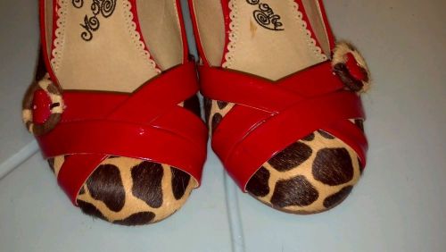Naughty Monkey Faux Fur &amp; Red Patent Leather Heels Pumps 10 career shoes