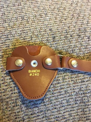 Vintage Bianchi 240 Quick Release Pull Through Handcuff Holder Brown Leather