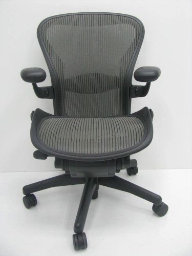 Aeron fully adjustable ergonomic chair in nickel size b lumbar herman miller for sale