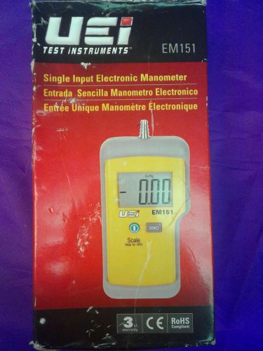 UEI EM151 Electronic Manometer