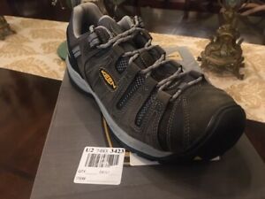 KEEN FLINT II STEEL TOE SAFETY HIKING SHOE SIZE 10D