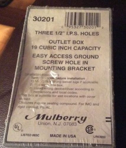 Mulberry 30201 Three 1/2&#034; I.P.S. Holes Outlet Box 19 Cubic Inch Capacity