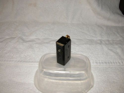 Micro switch bz-2r55-p4-s limit switch top pin plunger spdt 15 amp 250vac for sale