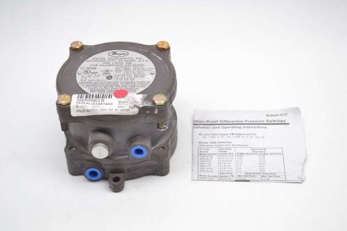 New dwyer 1950-20-2f pressure 1/2in npt 250/480v-ac 1/8hp 15a amp switch b428218 for sale