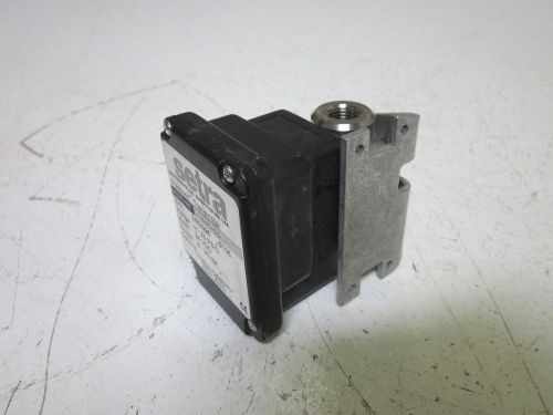 Setra 645-15 pressure transducer 24vdc *used* for sale