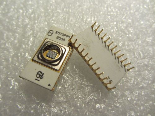 K573RF1 eq  D2708  M2708   8Kbit  UV Erasable  PROM    NOS collectible Gold pins