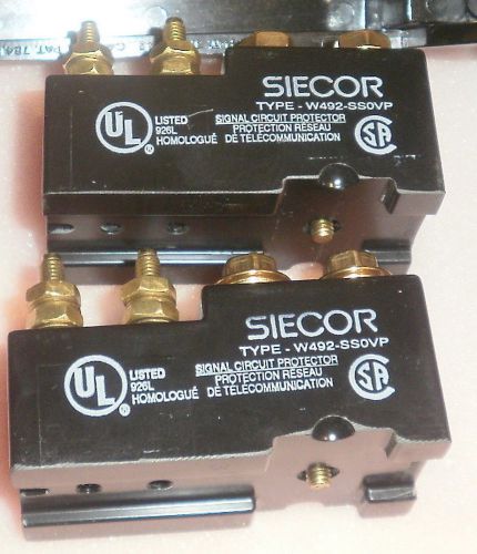 Lot of 2 SIECOR W492SSOVP Signal circuit Protectors with Housing