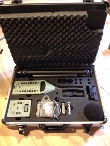 Bruel and kjaer sound meter 2231 set with suitcase and accessories for sale
