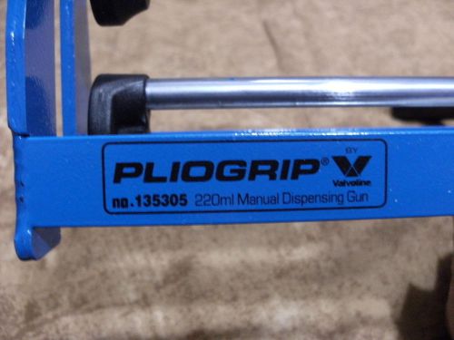 Pliogrip Valvoline #135305 Manual Dispensing Gun for 220ml 2 part plastic repair