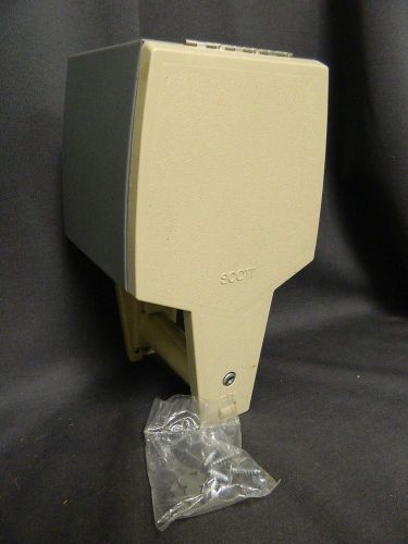 Scott Contin-u-matic Roll Tissue Toilet Paper Dispenser 960  NEW!!