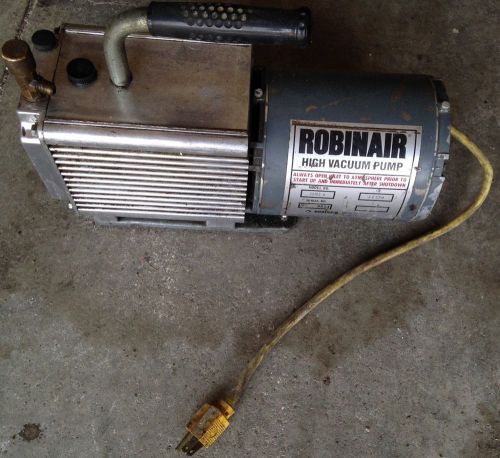 Working Robinair Air Conditioner Vacuum Pump -- FREE SHIPPING!!