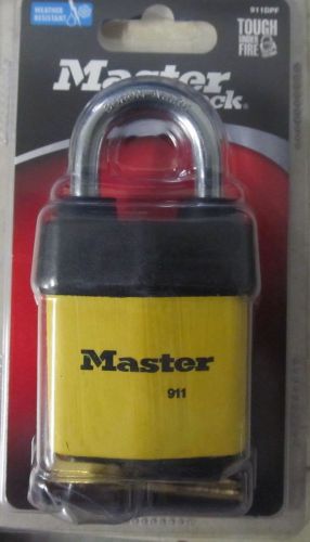 Single Master Lock 911DPF Laminated Pin Tumbler Padlock Brand New!