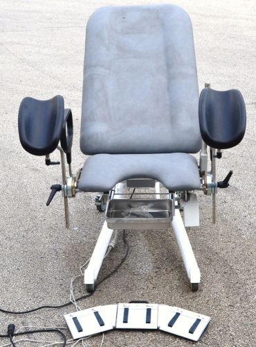 Sonesta Stille Type 6300 Gynecology Power Exam Chair / Table