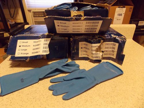 Lot of 4 Tidi Products P2 HiRisk Powder Free Latex Examination Gloves, Med. 50pr