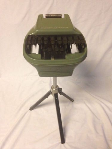 Stenograph Reporter Green Color Steno Writer Beginner With Stand