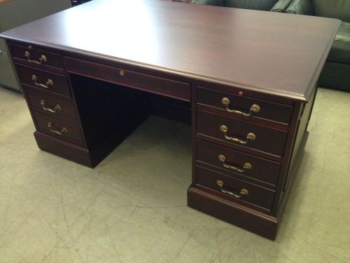 Traditional style executive desk in mahogany color wood for sale