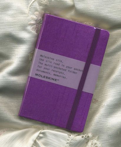 MOLESKINE- SILK  Magenta- Memo Pockets/Portfolio-POCKET Size - NEW sealed
