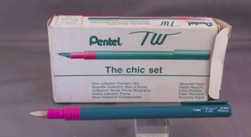Pentel TW &#034;Chic Set&#034; Cartridge Fill Pen--Green---JF400