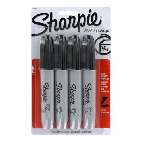 4 Sharpie Chisel Tip Permanent Markers Black