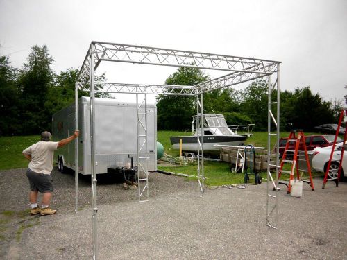 Exhibition and display truss system and stage light truss system