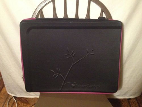 Poster Garden Single Alisma Table Throw Case EUC Black Pink Display Case Trade