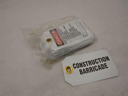 ACCUFORM CONSTRUCTION BARRICADE TAGS NEW LOT OF 25 TAGS FREE SHIP IN USA