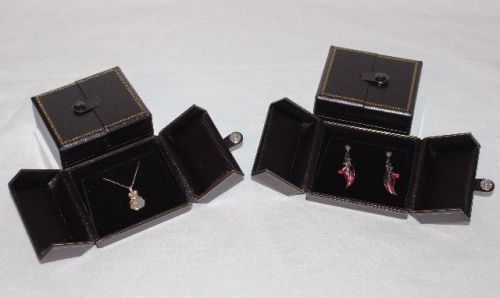 Very elegant double door pendant/earring gift boxes 4 qty blk for sale