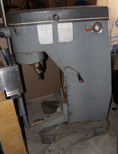 Reynolds mixing machine 1060. broken arm. for sale