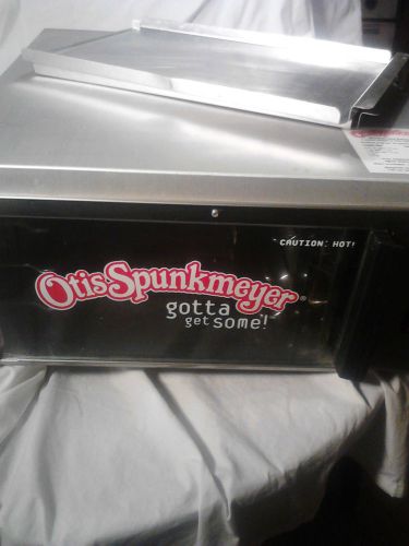 Otis Spunkmeyer oven perfect  working order with trays cookie baking