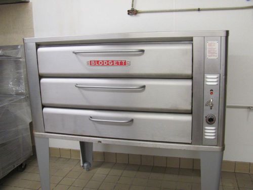 Blodgett 981 double deck pizza / deck oven, stainless steel, excellent !!  gas for sale