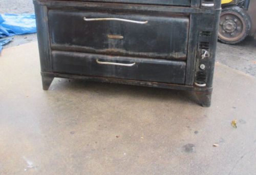 951 Blodgett Single Steel Deck Roasting Oven on Tall Legs - Gas