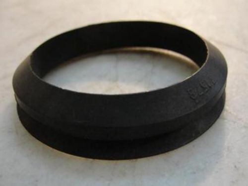 28000 old-stock, baader-johnson 35310050 v-ring, 1-3/4&#034; id, 2-1/4&#034; od, 7/16&#034; wid for sale