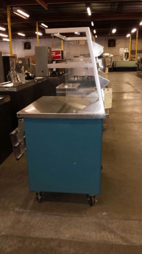 DESSERT STAND WITH SNEEZE GUARD AND TRAY LINE