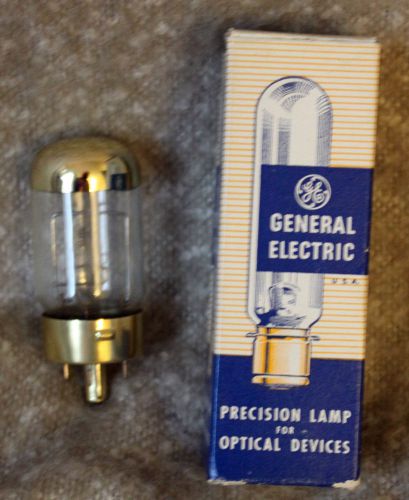 Vintage GE BEH CG81-X115-120V 150 Watt Projection Lamp Bulb New Old Stock NOS